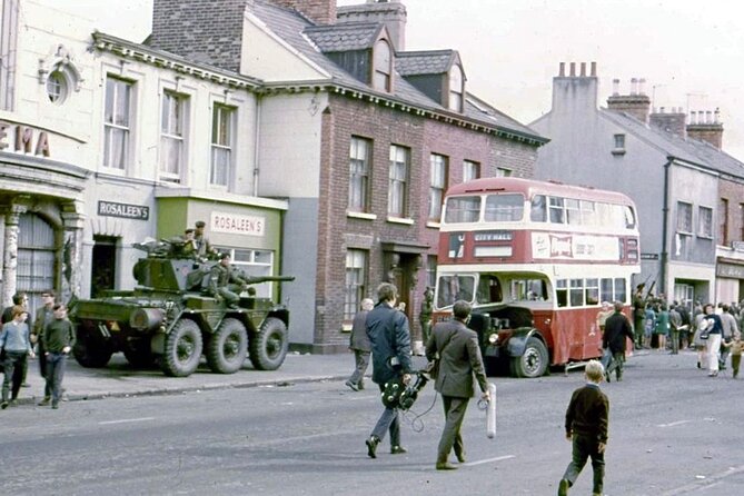 2 hours Belfast Original Drivers The Troubles Black Taxi Tour - Why the black taxi makes The Troubles easier to understand