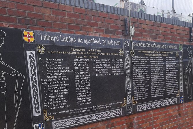 Belfast black taxi tours - Meeting at Leonardo Hotel Belfast, then a private cab loop