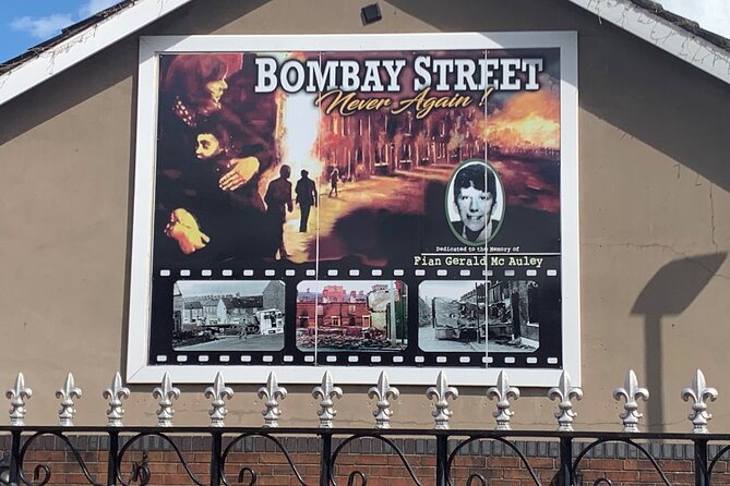 Belfast city and Mural 4 hour tour - Belfast’s Political Murals: Reading the Falls Road and Shankill Road
