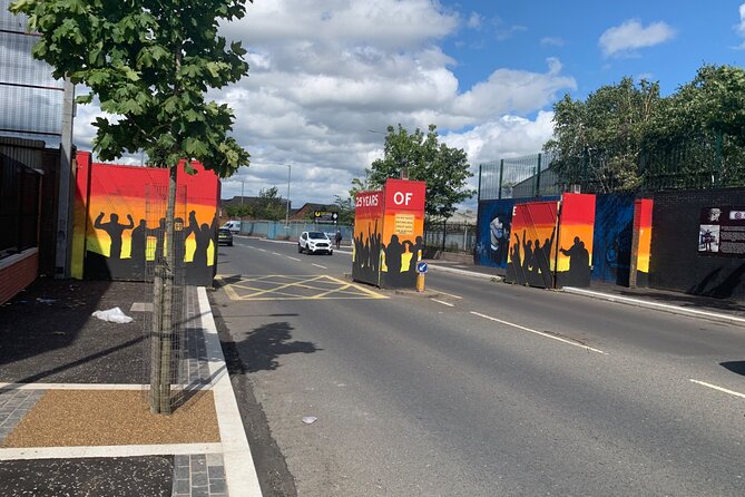Belfast city and Mural 4 hour tour - A 4-Hour Format That Mixes Murals With Belfast City Highlights