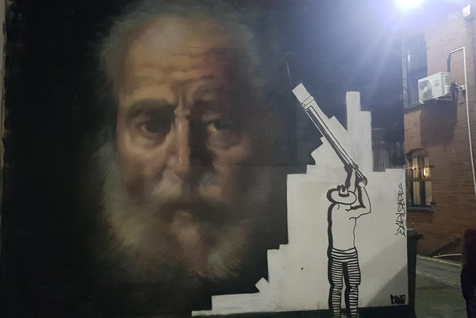 Belfast Music and Street Art Small Group Guided Experience - Kelly’s Cellars and Crown Liquor Saloon: classics you should recognize