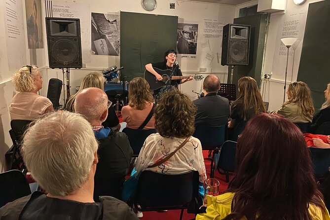 Belfast Music Walking Tour - First Presbyterian Church: heritage, choirs, and NI Opera tracks