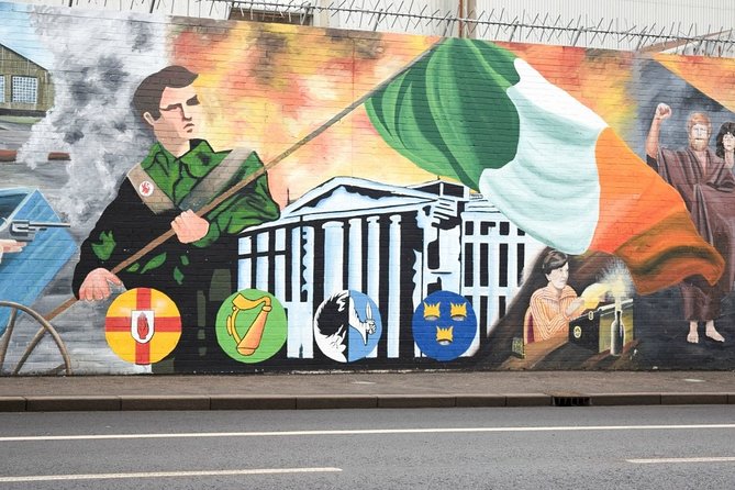 Belfast's Political Mural Taxi Tour - Leonardo Hotel Pickup: The Easiest Starting Point in Belfast City Centre