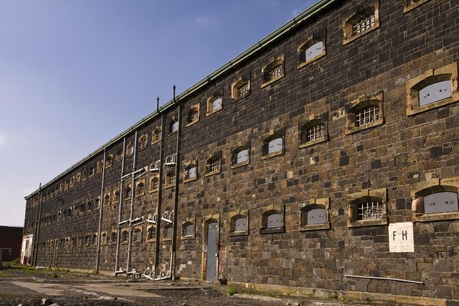 Black Taxi Tour and Crumlin Road Gaol tour Combo - Key Things You’ll Notice Right Away
