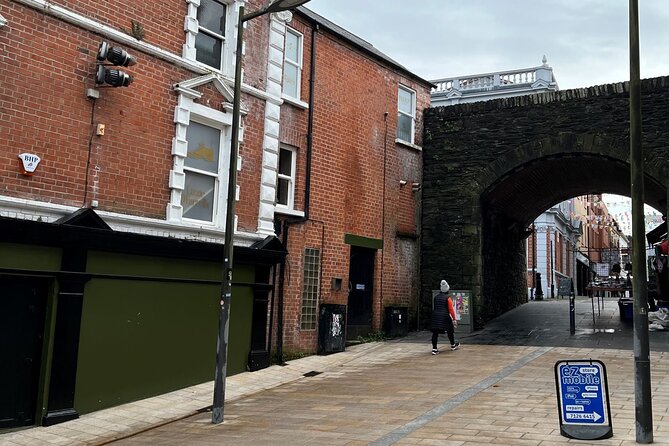 Derrie Danders: Unveiling Derry's Dark & Haunted Past Audio Tour - The Verbal Arts Centre and Bishop’s Gate: love, hanging, and Stumpy’s Brae
