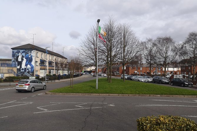 Derry City: The Bloody Sunday Story - Walking Tour - Republican murals and the civil rights story on your route