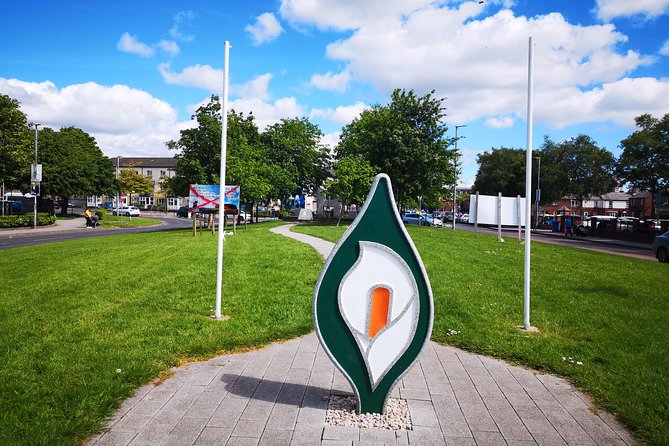 Derry City: The troubles Bogside walking tour - Republican murals and the Civil Rights Association theme