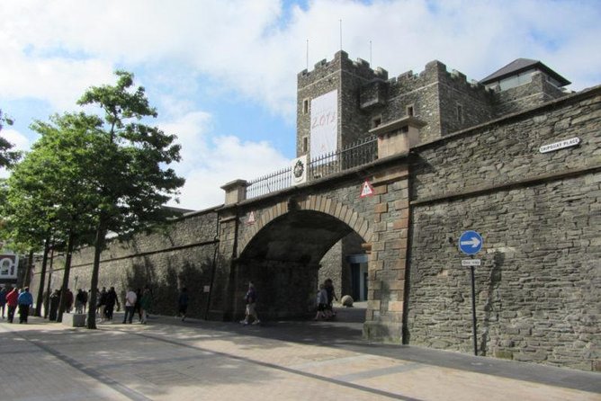 Derry Londonderry Private Luxury Full Day Tour From Belfast - Key highlights at a glance