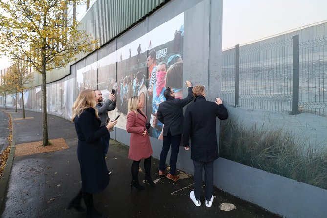 Falls road Murals Walking Tour with former prisoners - Q&A with a former prisoner guide: how it changes the learning curve