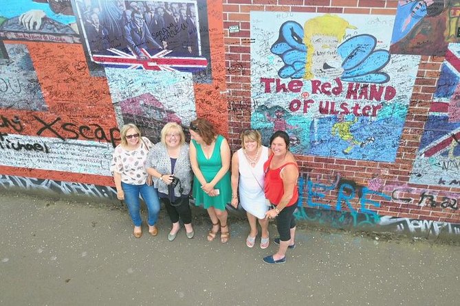 Famous 1.5 hour Belfast Murals Tour - The real value: short stops, clear stories, and room for questions