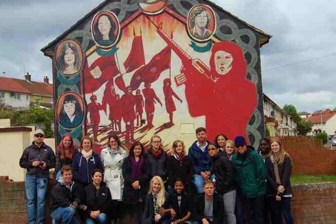 Famous Belfast Private Taxi Cab Tour Adventure The Troubles 2 Hrs - A Belfast taxi tour is different because you ride through the lived-in map