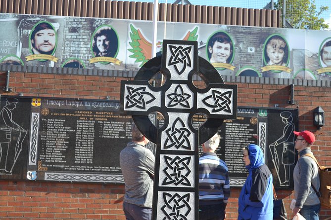 Famous Private Belfast Troubles Taxi Tour Original Drivers 2hr - Stop 1: Bobby Sands Mural, and why this stop sets the tone