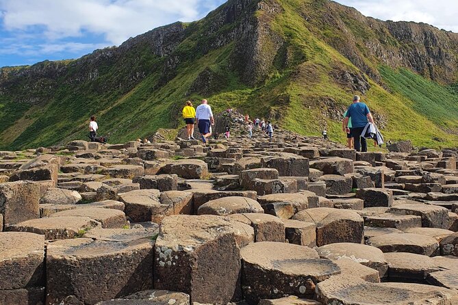 Five Star Giant's Causeway & Belfast Luxury Private Excursion. - How a Belfast-to-Causeway private day actually saves your time