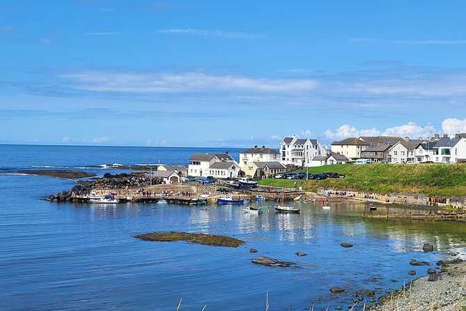 Five Star Giant's Causeway & Belfast Luxury Private Excursion. - Dunluce Castle: cliff-edge ruins and a story that sticks