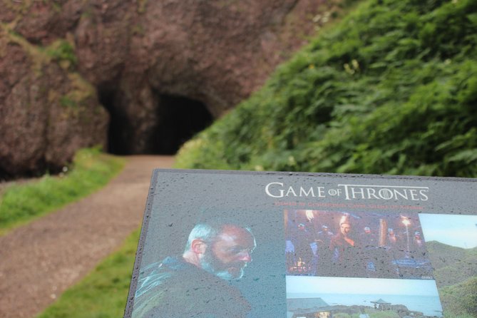 Game of Thrones and Giant's Causeway Day Tour from Belfast - Getting on the coach in Belfast, then letting the guide do the heavy lifting