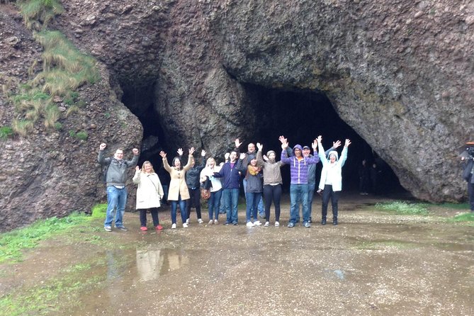 Game of Thrones and Giant's Causeway Full-Day Tour from Belfast - Carnlough and that Arya connection, plus the viewpoint stops