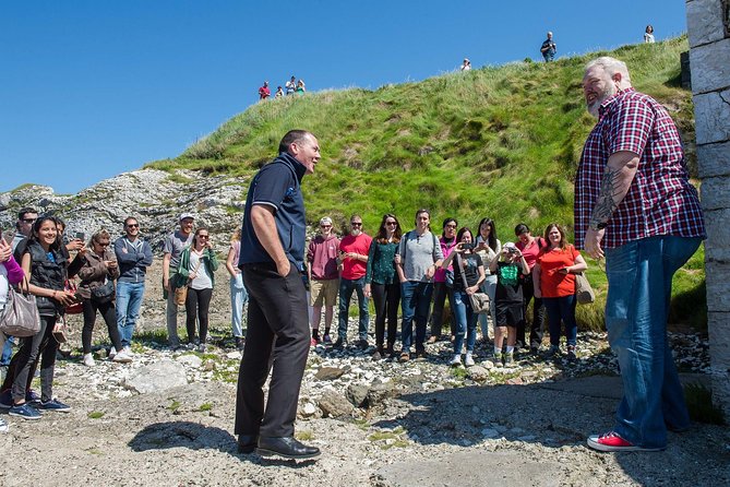 Game of Thrones and Giant's Causeway Full-Day Tour from Belfast - Ballintoy lunch and the Door of Thrones moment