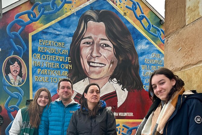 History of Belfast conflict and terror 1 hour black taxi tour - From Bobby Sands to the Peace Wall: The Stop-by-Stop Route