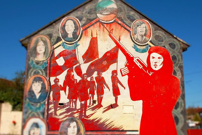 N0 1 Belfast black cab Irish and British mural 2hr private tour - Crumlin Road Gaol and court stories, sentencing, tunnels, and transfers