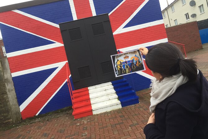 N0 1 Belfast black cab Irish and British mural 2hr private tour - Shankill Road murals and loyalist history you can see on the gable walls