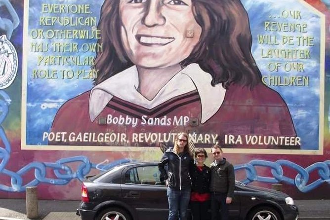 Official World Famous Belfast Taxi Tour ™ - Price, included stops, and when it feels like a deal