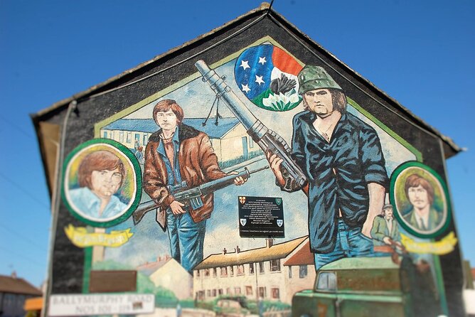 Original Private Belfast Troubles and Peace Cab/Taxi Tour 2 Hours - Black taxi guide style: how you get context fast and stay balanced