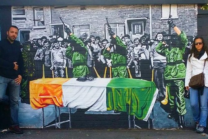 Original Private Belfast Troubles and Peace Cab/Taxi Tour 2 Hours - Divis Street International Mural Walls: stories beyond Northern Ireland
