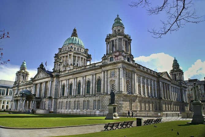 Private Departure Transfer: Hotel to Belfast Airport - Timing tips for a smooth Belfast Airport arrival