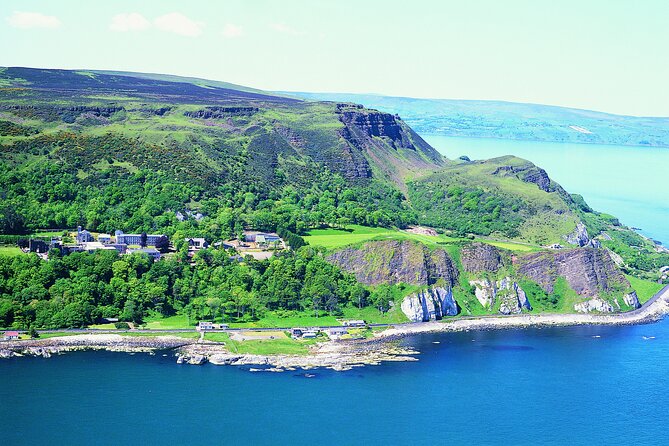 Private Giants Causeway Tour Tour For Up to 15 People - Price and value: $791.35 per group is only a deal at the right size