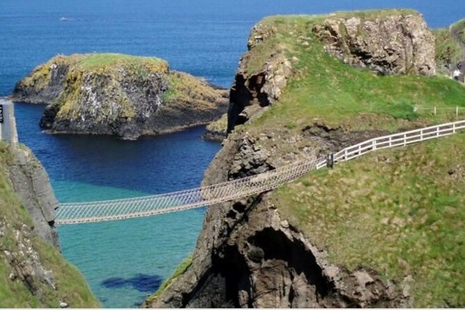 Private Guided Tour of Causeway Coastal Route - Your day on the road: 9:00 am start, about 8 hours total