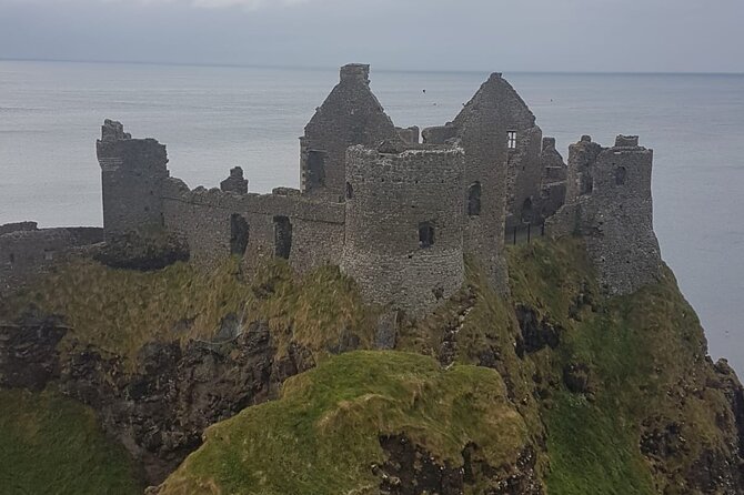 Private tour of the Antrim coast , Giants Causeway and Game of Throne locations - GoT stops at Dunluce Castle, Dark Hedges, and Ballintoy Harbour