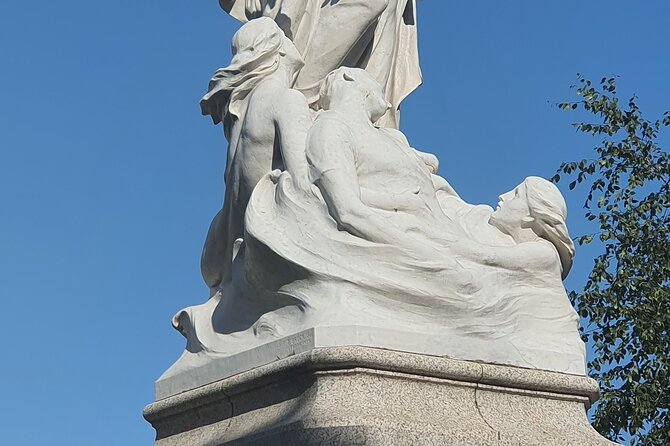 The Real Eclectic Belfast City Walking Tour/Experience. - Queen Victoria’s City Honor, the River Lagan, and Titanic Quarter Sightlines