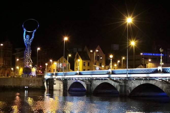 The Real Eclectic Belfast City Walking Tour/Experience. - Start at Belfast City Hall and Get the Big Picture Fast