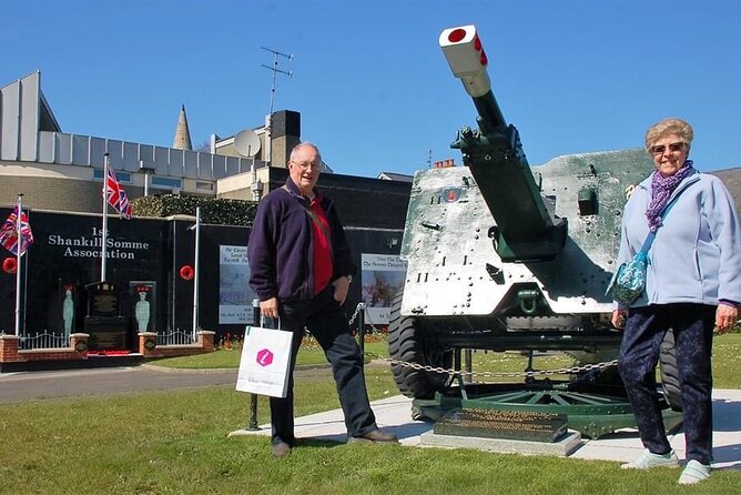 The Troubles and iconic award winning taxi 2hr private cab tour - Pickup and meeting points: starting near Belfast City Hall