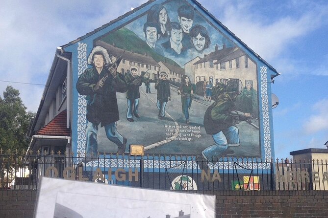 The Troubles and iconic award winning taxi 2hr private cab tour - Clonard Monastery, Catholic faith and secret peace talks